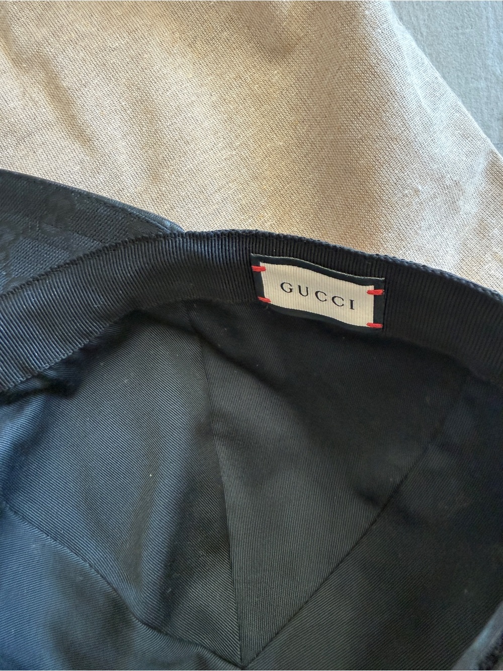 Gucci Black Cap with Signature Green-Red Web Stripe - Picture 8 of 12